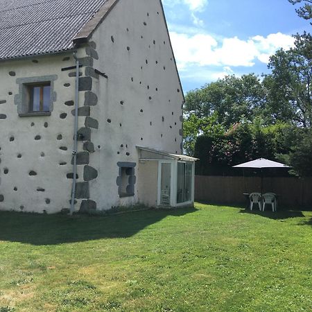 Gite Rural - Grange Des Pres Blancs Chaine Des Puys Le Vernet-Sainte-Marguerite Экстерьер фото