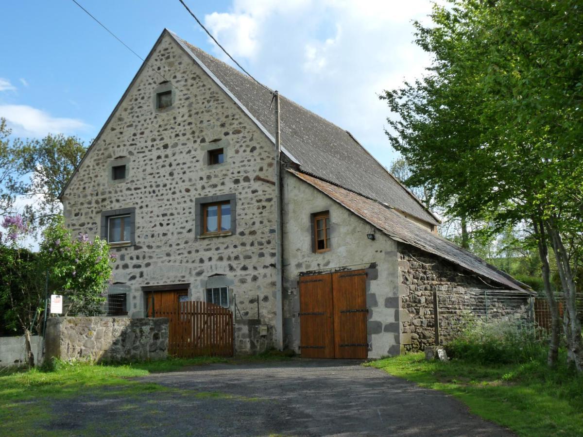 Gite Rural - Grange Des Pres Blancs Chaine Des Puys Le Vernet-Sainte-Marguerite Экстерьер фото