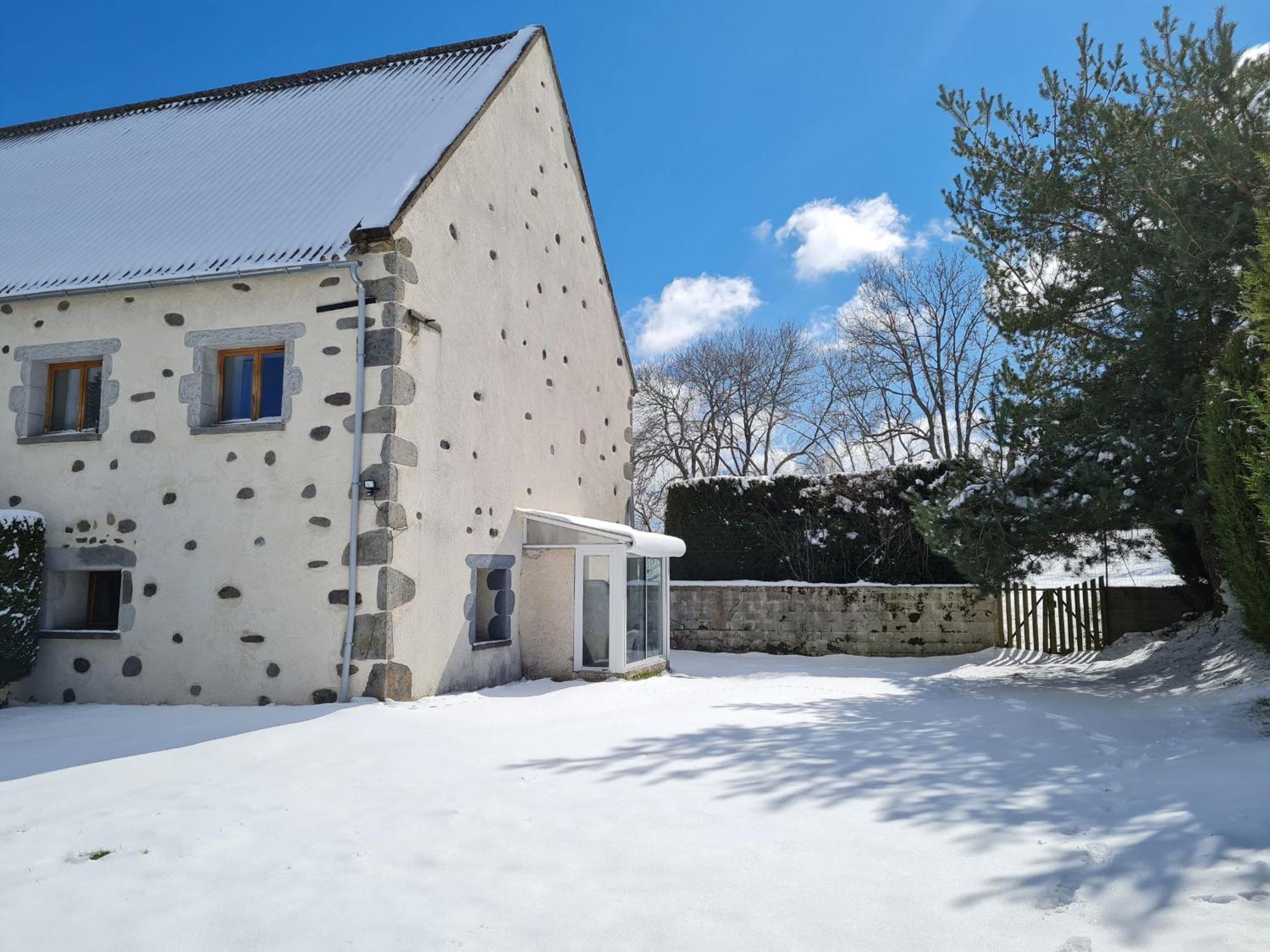 Gite Rural - Grange Des Pres Blancs Chaine Des Puys Le Vernet-Sainte-Marguerite Экстерьер фото